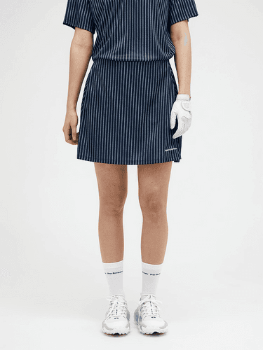 Peak Performance W Graphic Skirt 1